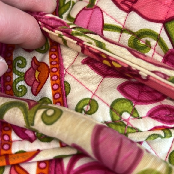 Vera Bradley Weekender/LILLI BELL 2013 Retired Pattern-Excellent Used Condition - Picture 9 of 9